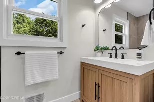 14 Honeyman Dr, Roxbury Township, NJ 07876 - Photo 27