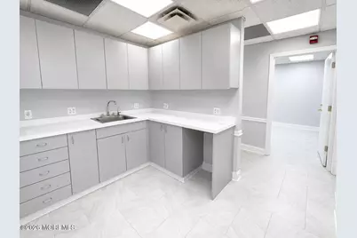 900 W Main Street, Freehold, NJ 07728 - Photo 9