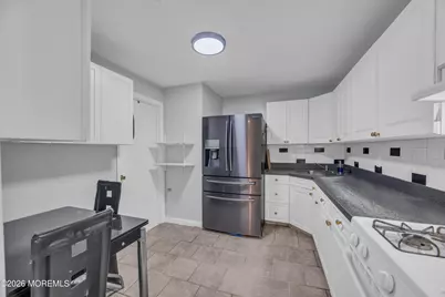 393 College Drive #393, Edison, NJ 08817 - Photo 5