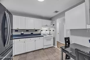 393 College Dr, Edison, NJ 08817 - Photo 7