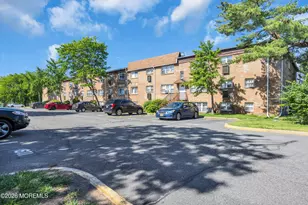 393 College Dr, Edison, NJ 08817 - Photo 23