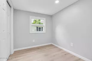 56 Marcia Memorial Cir, Jackson, NJ 08527 - Photo 17