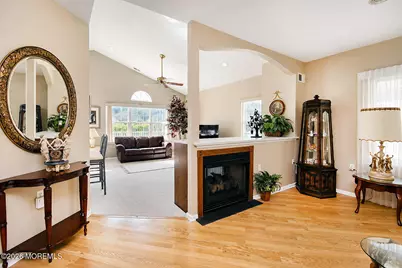 20 Derry Meeting Drive, Manalapan Township, NJ 07726 - Photo 11