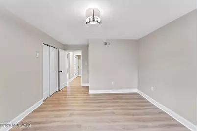 61 Piazza Vittoria #C, Freehold, NJ 07728 - Photo 13