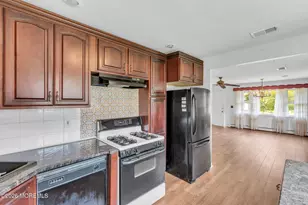 75 Columbine Cir, Toms River Township, NJ 08755 - Photo 15