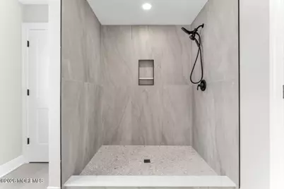 519 Washington Avenue, Union Beach, NJ 07735 - Photo 33
