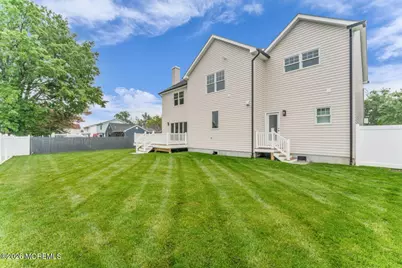 519 Washington Avenue, Union Beach, NJ 07735 - Photo 3