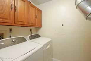 101 Wellington Pl, Matawan, NJ 07747 - Photo 11