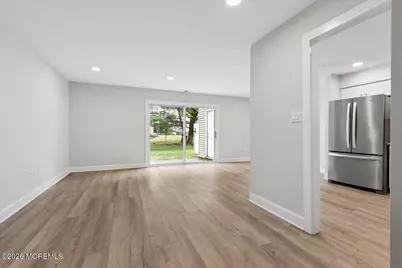 70 Oak Lane, Eatontown, NJ 07724 - Photo 7