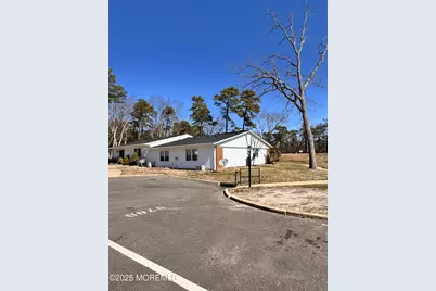 878 Balmoral Court #B, Lakewood, NJ 08701 - Photo 17
