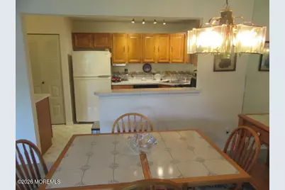 64 Arrowwood Court, Red Bank, NJ 07701 - Photo 7