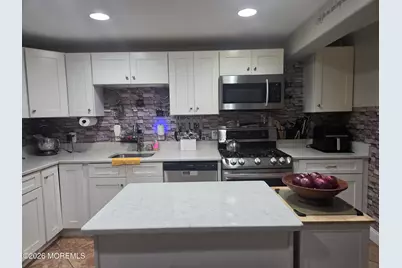 211 Magnolia Avenue, Toms River Township, NJ 08757 - Photo 11