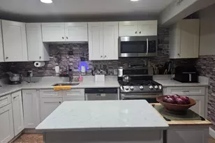 211 Magnolia Ave, Toms River Township, NJ 08757 - Photo 11