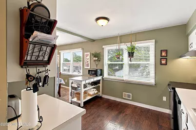 545 Neptune Avenue, Beachwood, NJ 08722 - Photo 13