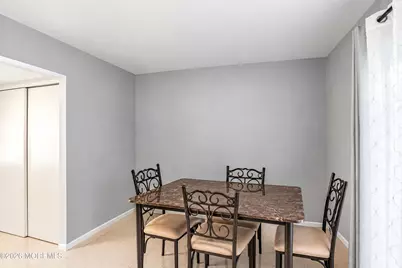 111 Williamsburg Lane, Lakewood, NJ 08701 - Photo 11