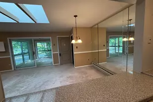 10 Lexington Ct, Red Bank, NJ 07701 - Photo 9
