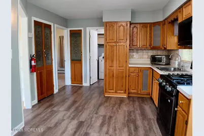 58 Compton Avenue, Hazlet Township, NJ 07734 - Photo 7