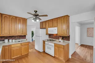 31 Valley Forge Dr, Hanover Township, NJ 07981 - Photo 11