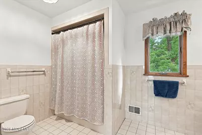 11 Castle Drive, Middletown, NJ 07748 - Photo 45