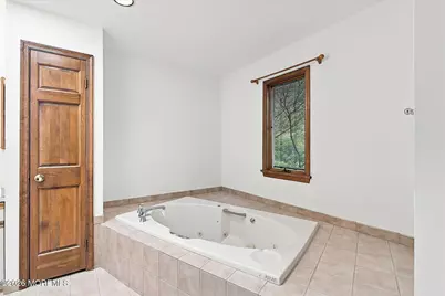 11 Castle Drive, Middletown, NJ 07748 - Photo 49