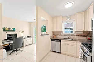 47 Datchet Close, Freehold, NJ 07728 - Photo 17