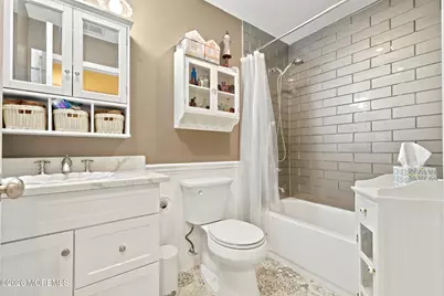 47 Datchet Close, Freehold, NJ 07728 - Photo 19