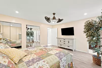 47 Datchet Close, Freehold, NJ 07728 - Photo 23