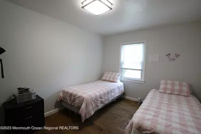 450 Redmond Avenue, Oakhurst, NJ 07755 - Photo 11