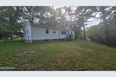 8 Oak Leaf Lane, Toms River Township, NJ 08755 - Photo 11