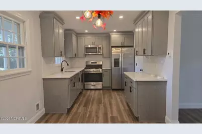 8 Oak Leaf Lane, Toms River Township, NJ 08755 - Photo 3
