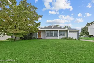 27 Springhill Dr, Howell Township, NJ 07731 - Photo 1