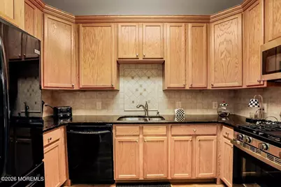 203 Canterbury Lane, Morganville, NJ 07751 - Photo 5