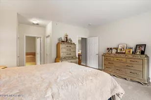 203 Canterbury Ln, Morganville, NJ 07751 - Photo 9