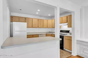 508 Harding Rd, Freehold, NJ 07728 - Photo 5