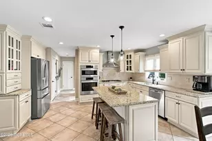 11 Sir Paul Ct, Middletown, NJ 07748 - Photo 19