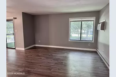 119 Amberly Drive #H, Manalapan Township, NJ 07726 - Photo 3