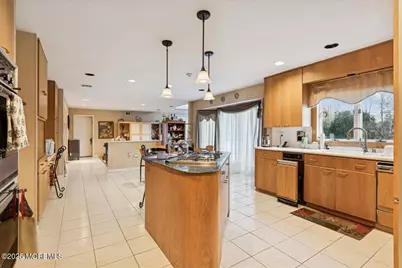 141 Micki Drive, Morganville, NJ 07751 - Photo 15