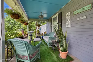 289 Roosevelt Ave, Oakhurst, NJ 07755 - Photo 9