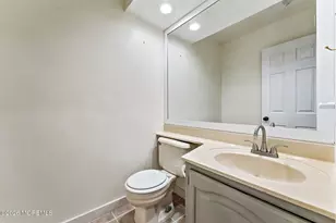 318 Balsam Ct, Howell Township, NJ 07731 - Photo 15