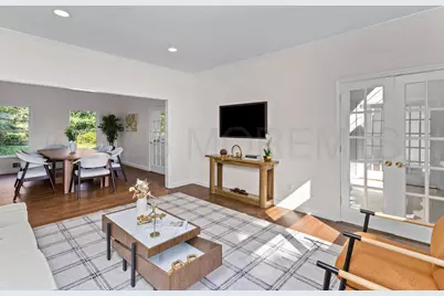 150 Lions Court, Freehold, NJ 07728 - Photo 5