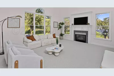 150 Lions Court, Freehold, NJ 07728 - Photo 15
