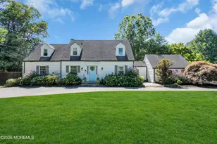 345 Chapel Hill Rd, Atlantic Highlands, NJ 07716 - Photo 1