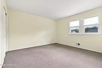 814 Laurel Street, Lakehurst, NJ 08733 - Photo 13