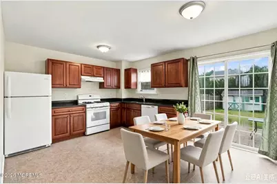 814 Laurel Street, Lakehurst, NJ 08733 - Photo 5