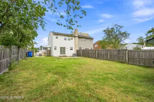 814 Laurel St, Lakehurst, NJ 08733 - Photo 17