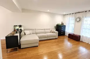 17 Wilson Ct, East Brunswick Township, NJ 08816 - Photo 3