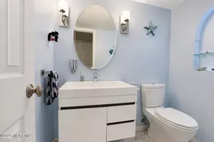 17 Wilson Ct, East Brunswick Township, NJ 08816 - Photo 13