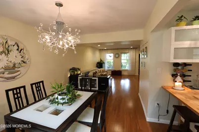 17 Wilson Court, East Brunswick Township, NJ 08816 - Photo 5