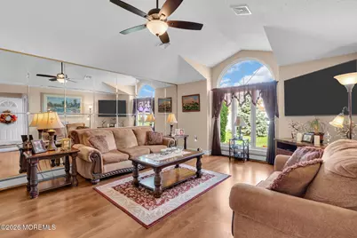 31 Swindon Court, Toms River Township, NJ 08757 - Photo 9