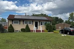 129 Dittmar Dr, Toms River Township, NJ 08757 - Photo 1